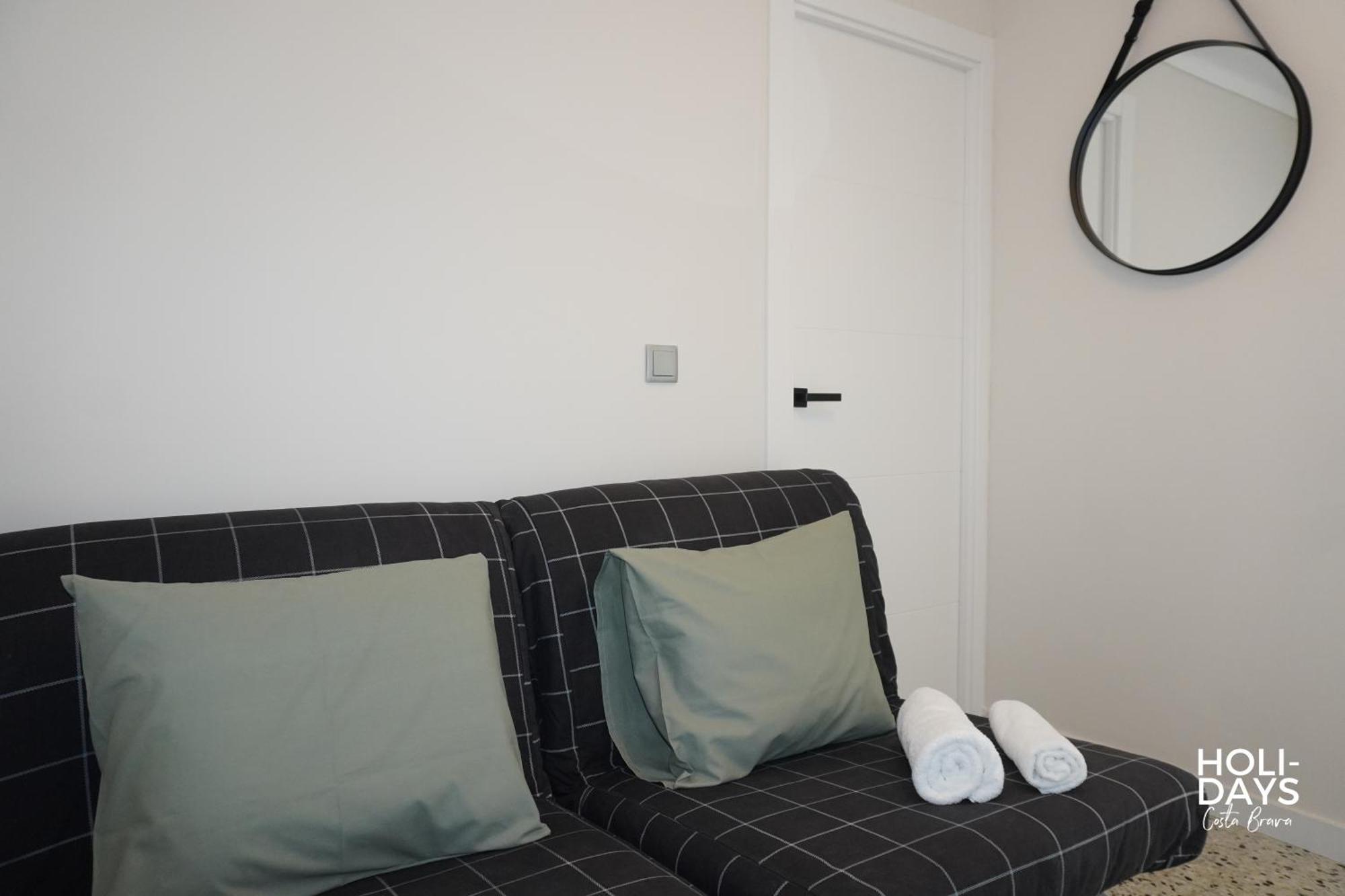 Holidays P14 Sea View * Empuriabrava