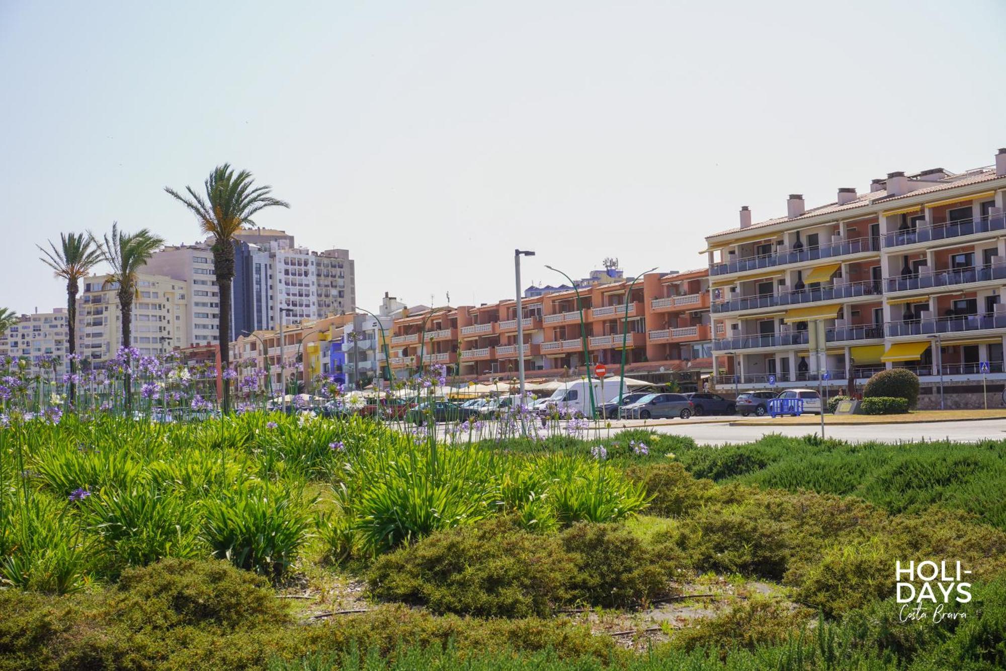 Apartment Holidays P14 Sea View *